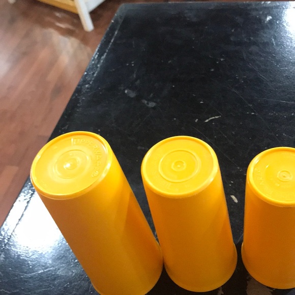 Tupperware - Picture 2 of 2